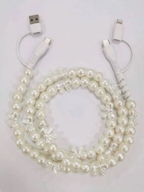 4-in-1 Super Fast Beaded Charger